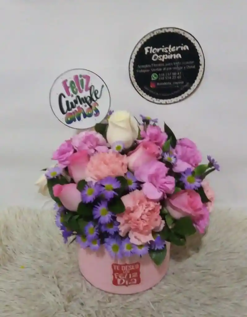Arreglo En Cilindro Con Rosas Y Flores Surtidas
