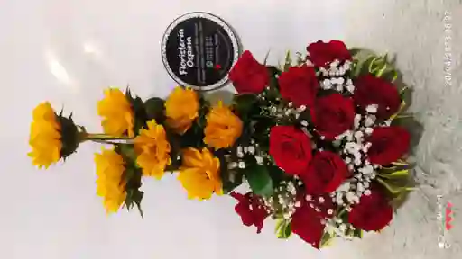 Ramo Rosas Y Girasoles