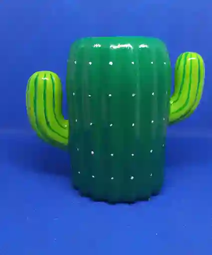 Hermoso Matero Para Plantas En Forma De Cactus