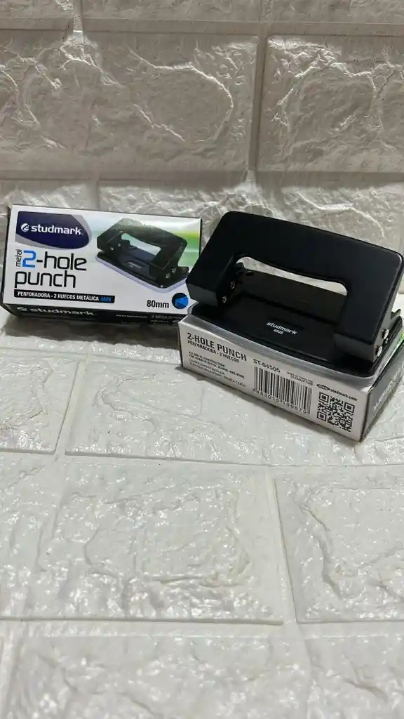 Perforadora Dos Huecos Studmark St-04505