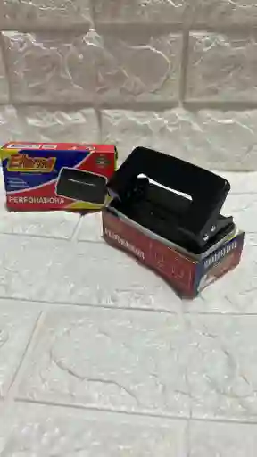 Perforadora 2 Huecos Eterna Et-162