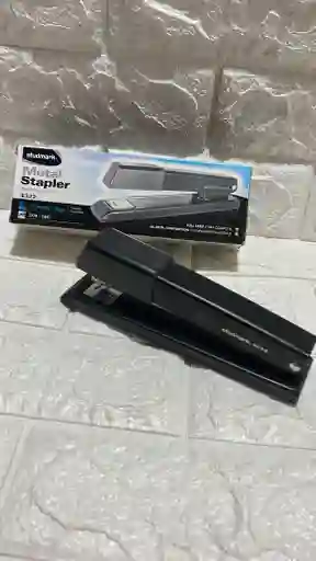 Cosedora Studmark 4322