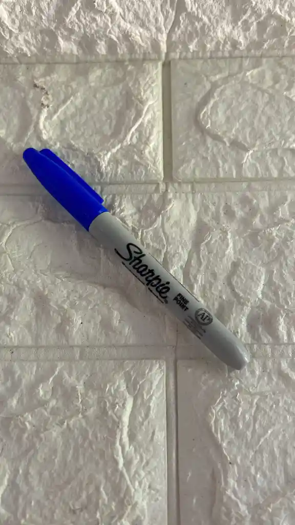 Sharpie Azul Oscuro Delgado Permanente