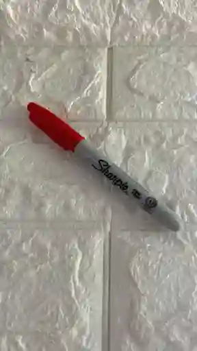 Sharpie Rojo Delgado Permanente