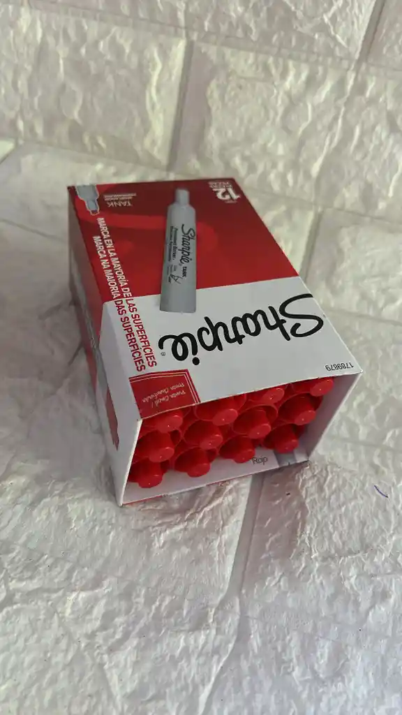 Sharpie Rojo Grueso Permanente Tank X12 Unidades