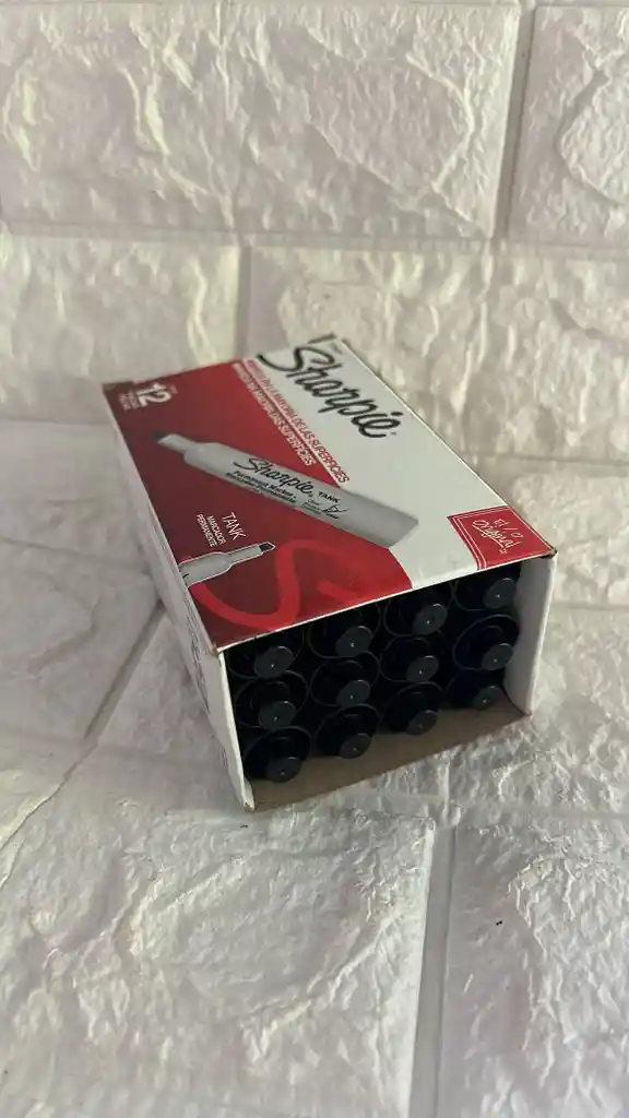 Sharpie Negro Grueso Permanente Tank X12 Unidades