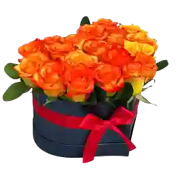 Rosas Naranjas En Caja De Corazón