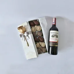 Caja De 12 Fresas Premium Con Chocolate +rosa Dorada Y Vino Cabernet Sauvignon 750ml