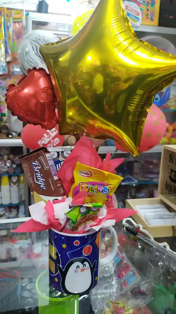 Detalle De Amor Y Amistad De Mug De Feliz Día Con Globo De Estrella