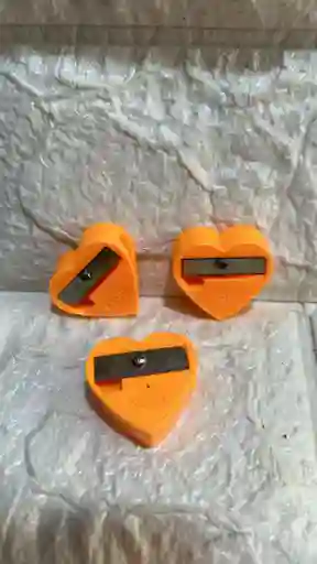 Sacapunta Pasta Corazon Naranja