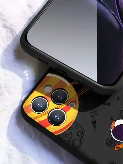 Forro Iphone 11 Shein Astronauta