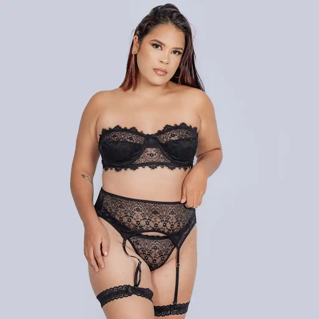 Talla 34/ M Conjunto De Lencería Negro Fuego Con Liguero Y Ligas