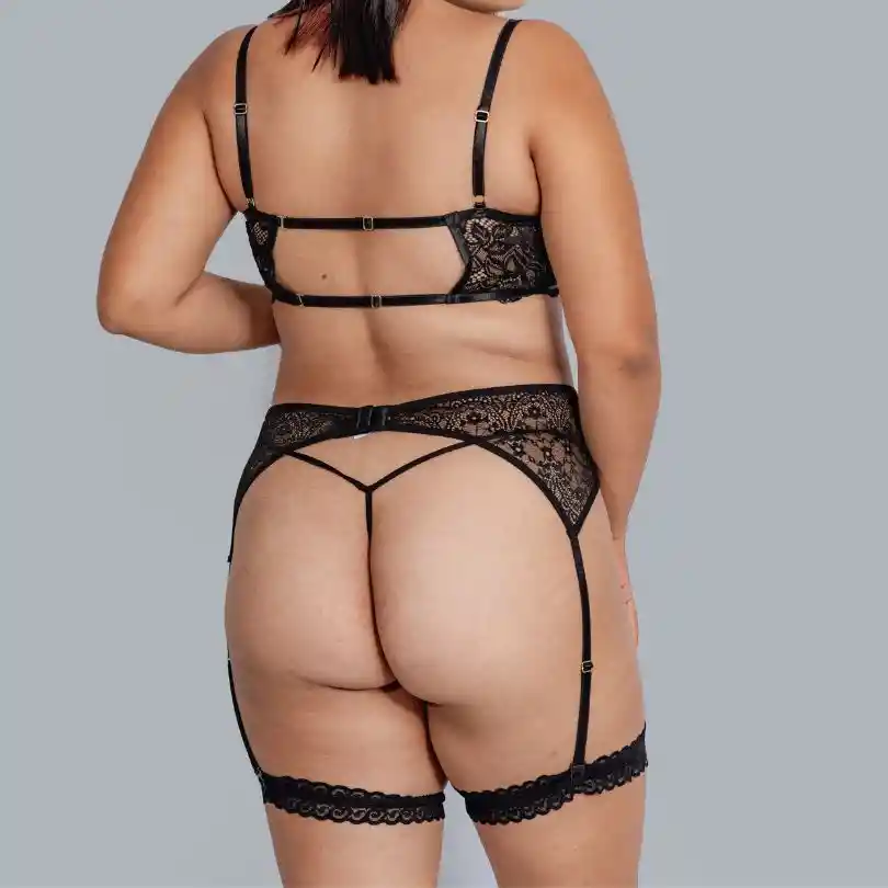 Talla 34/ M Conjunto De Lencería Negro Hechizo Con Liguero Y Ligas