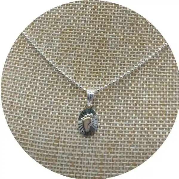 Cadena Mas Dije Pie Con Laminilla 0ro Plata Ley 925