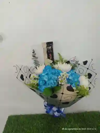 Dia Del Novio Con Flores Azules