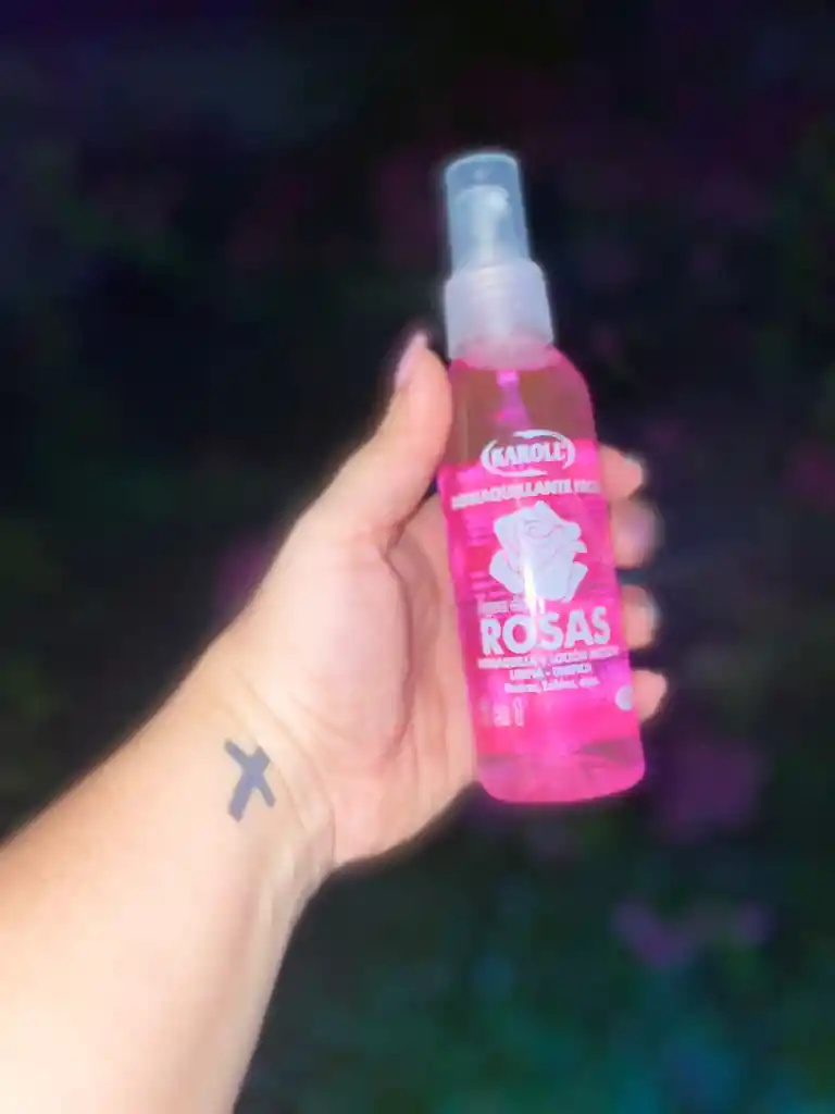 Agua De Rosas Spray X 120 Ml