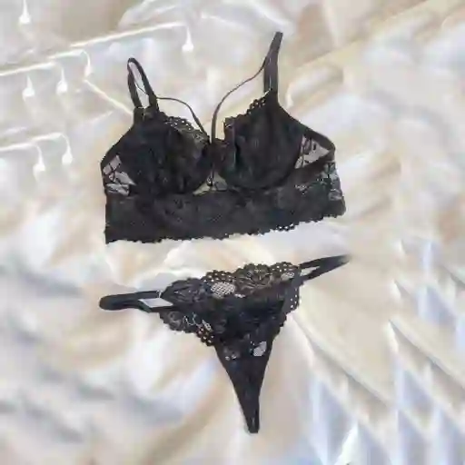 Talla 32/ S Conjunto Giovanna Negro