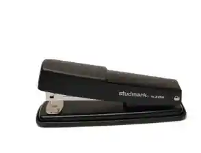 Cosedora Mediana Studmark