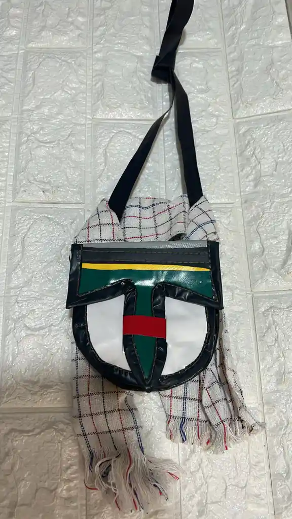Poncho Mas Bolso Kit Paisita Halloween