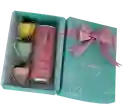 Caja De 3 Fresas Cubiertas Con Chocolate Rosado - Amarillo Y Verde Con Más Jp Chenet 250 Ml