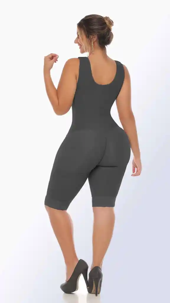 Ref. 70504 - Faja Ultramoldeadora Larga Con Busto En Broches Talla: L Color: Negro