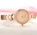 Reloj Pulso Acero Analógico Curren Original Para Mujer Rosado Metalizado