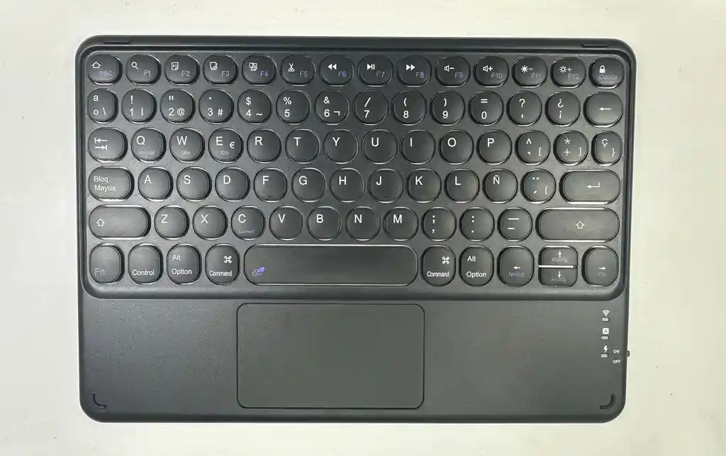 Keyboard Bluetooth