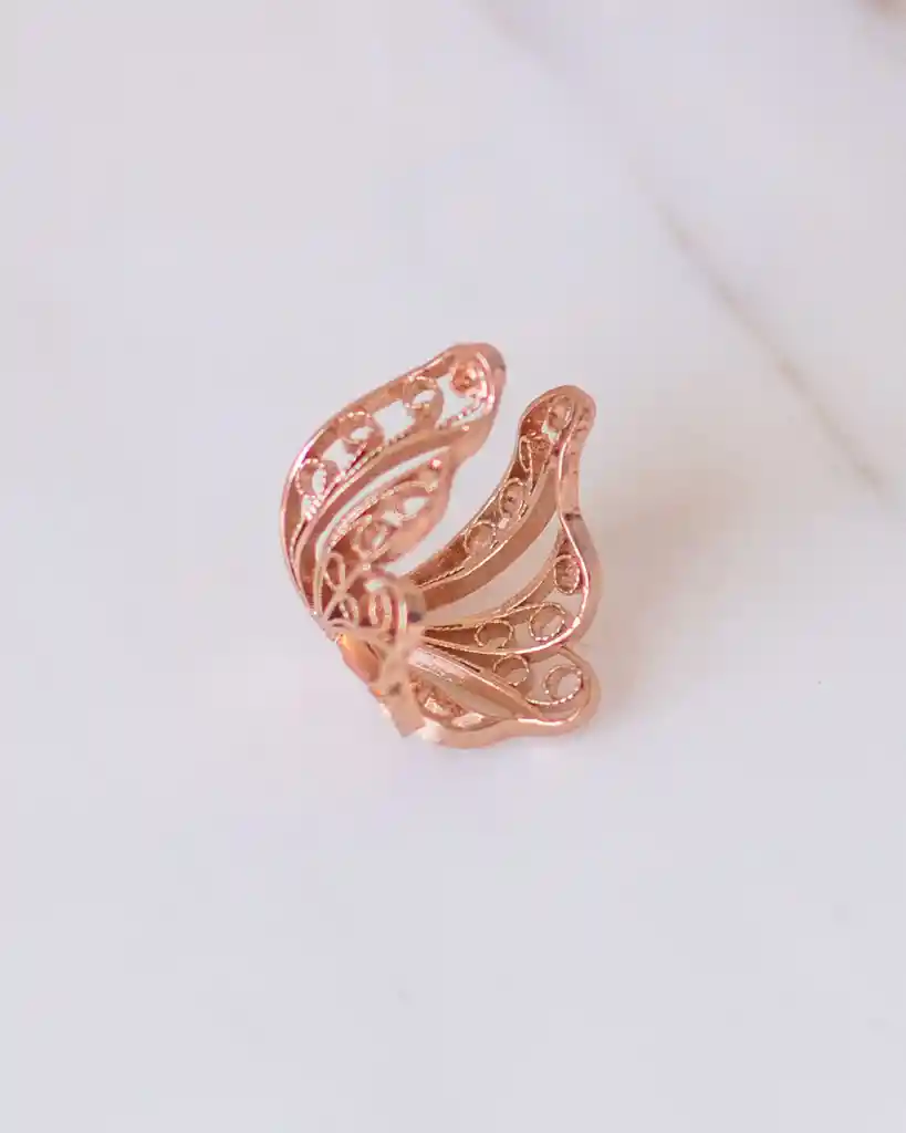 Earcuff Mariposa Posada Grande Rosado