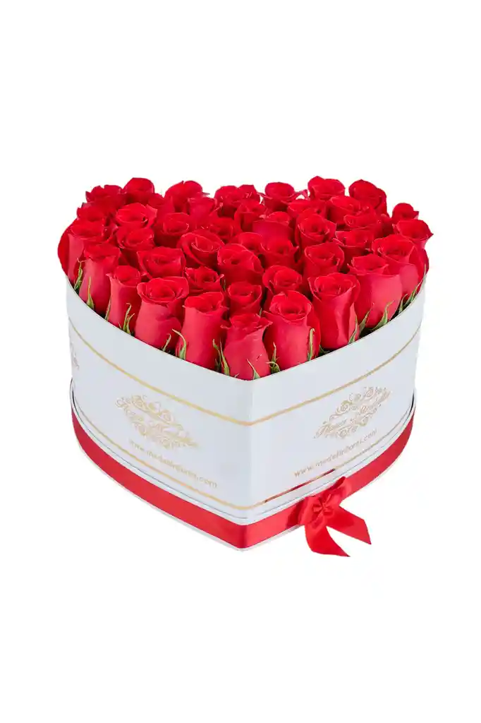 Arreglo Caja Corazón Con Rosas Rojas