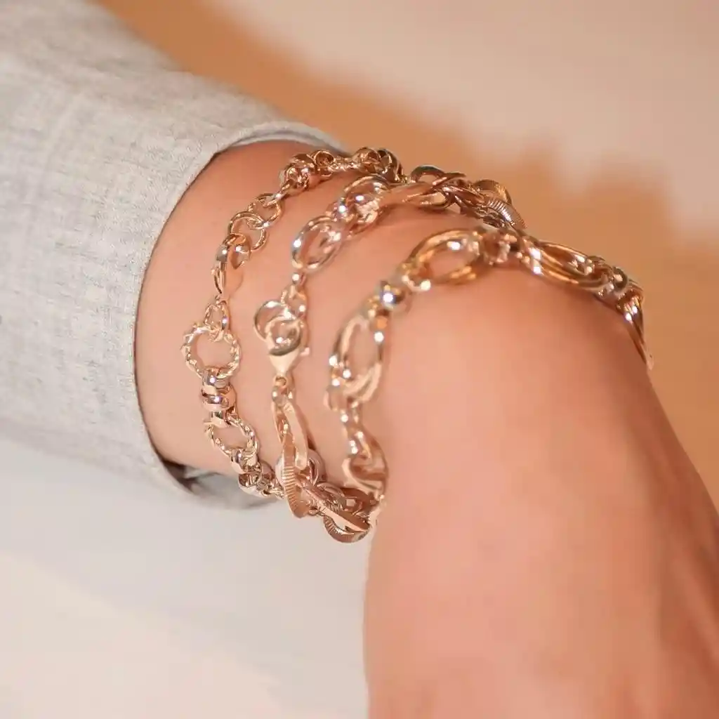 Pulsera Entorchada Círculos Tono Tres Oros