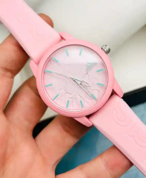 Reloj Analógico De Pulso En Goma Adidas Color's Rosado