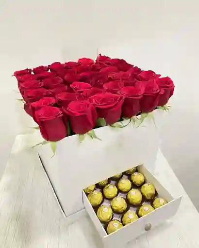 Caja De Rosas Rojas Y Chocolates Ferrero (roja O Blanca)