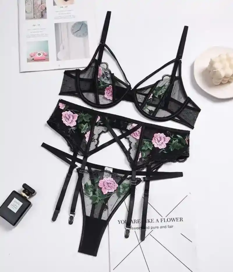 Talla S - Conjunto De Lencería Flora Negro Con Ligueros