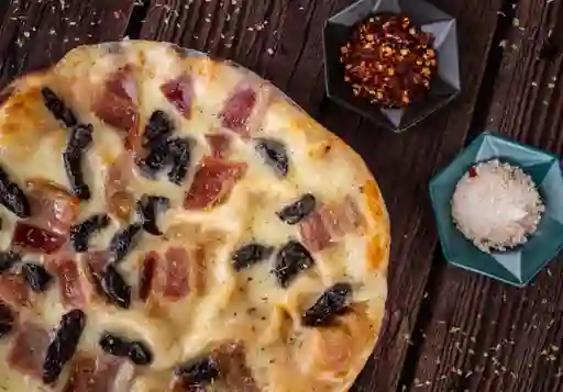 Pizza Tocineta con Higos