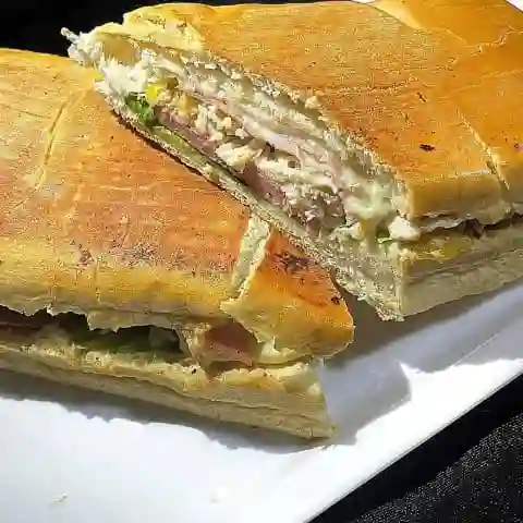 Sandwich cubano