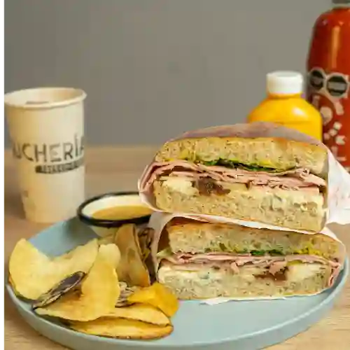 Sánguche Jamón de Lomo