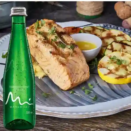 Salmón Finalizado a la Parrilla +Cocacola Org 300ML