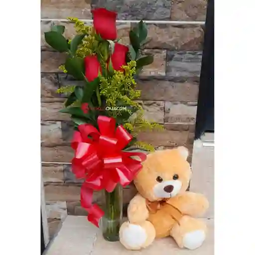 Solitario De Rosas Con Peluche Pequeño