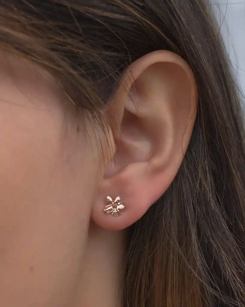 Aretes Topo Mini Flor Sauco Rosado