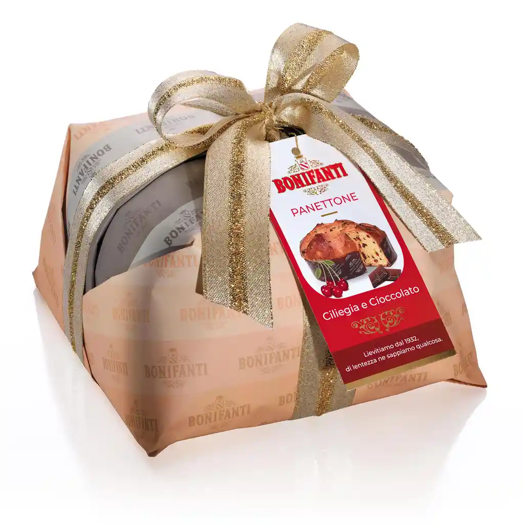 Panettone Con Cerezas Y Chocolate