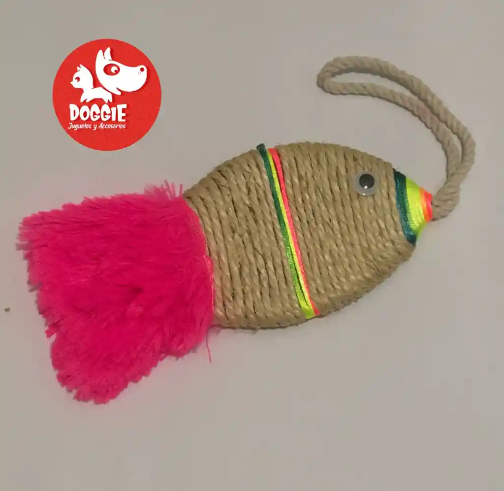 Juguete Para Gato Pescado Rascador Pequeño Doggie