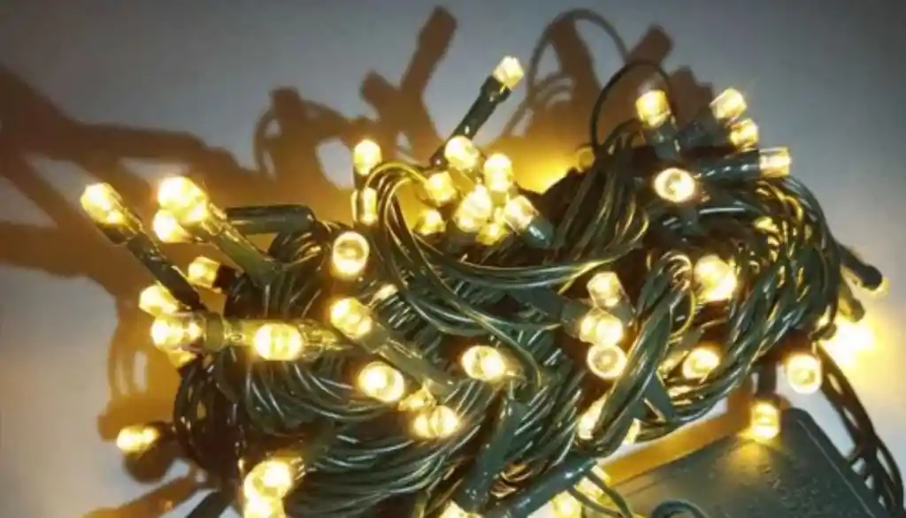 Luces De Navidad X100 Led Calida Cable Verde Sin Conticuacion