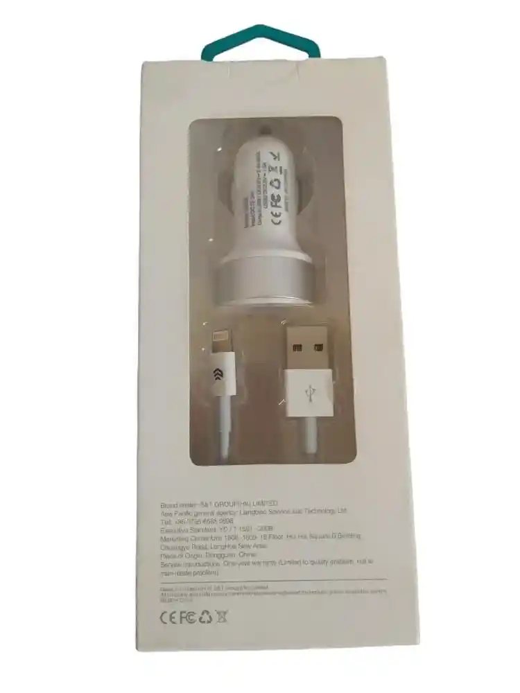 Cargador Para Carro De Lightning Con 2 Puerto Usb En Blanco