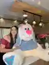 Perra De Peluche Con Vestido Y Moños Gigante