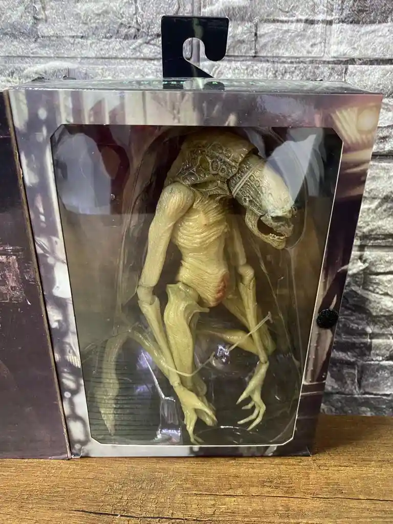 Figuras Coleccionables - Alien Resurection