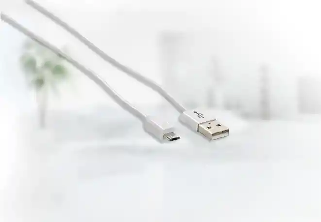 Cable Micro Usb Redondo Ofa De 1 Metro En Blanco