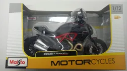 Ducati Diavel Carbon