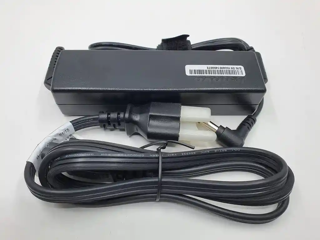 Cargador Lenovo Original 65 W 65a-ul Punta Cafe 20v 3.25a