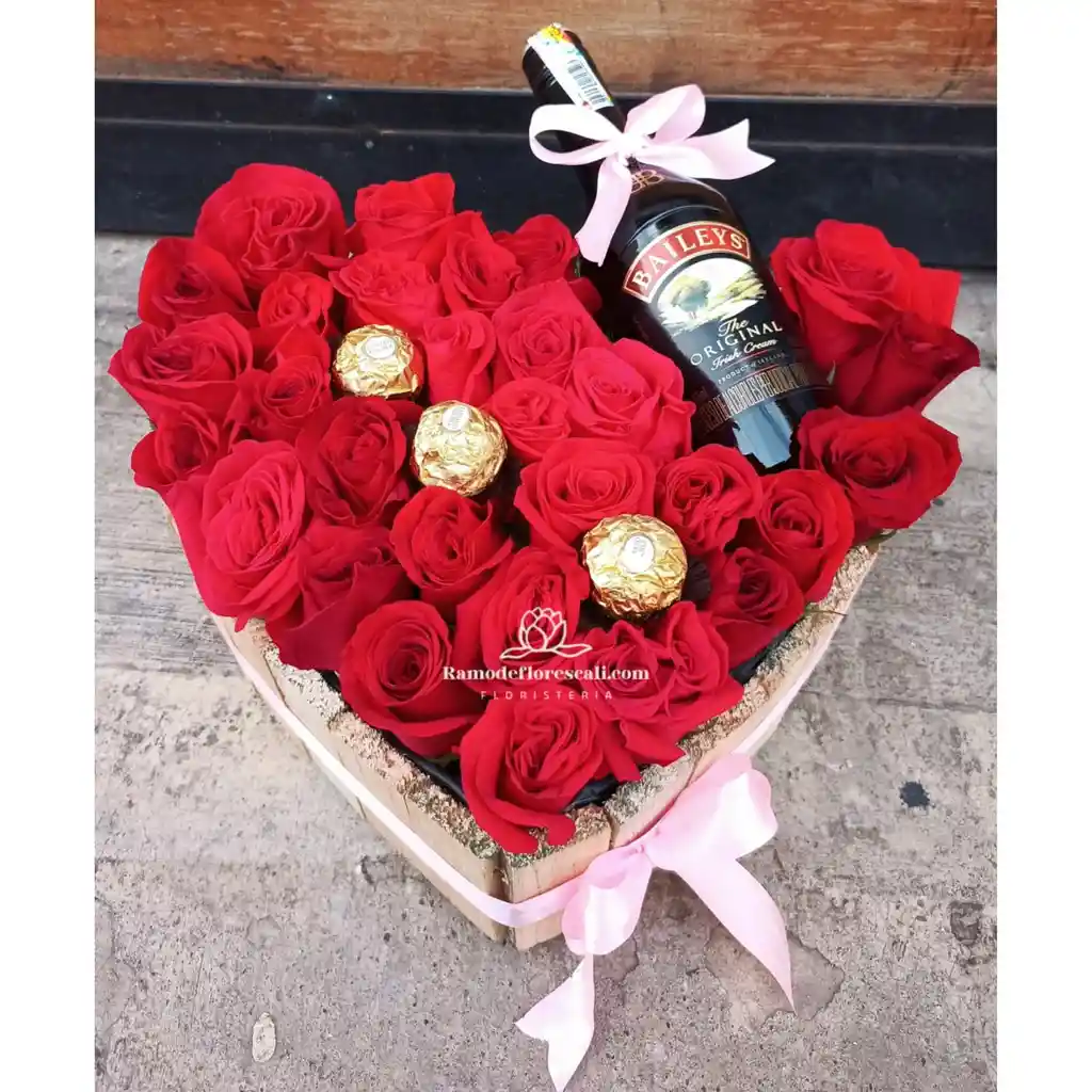 Corazon X30 Rosas, Ferrero Y Bayleys