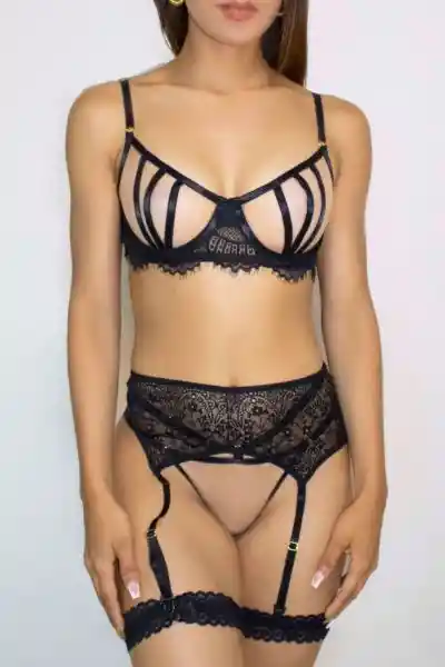 Conjunto De Lencería Extasis Negro Con Liguero Talla L